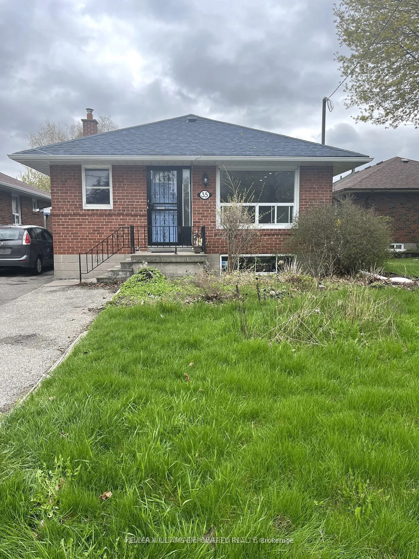 Detached Home For Lease | E13228768