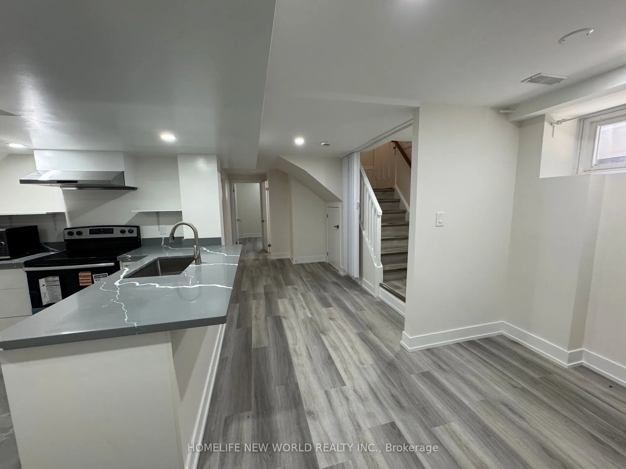 Detached Home For Lease | E13229666