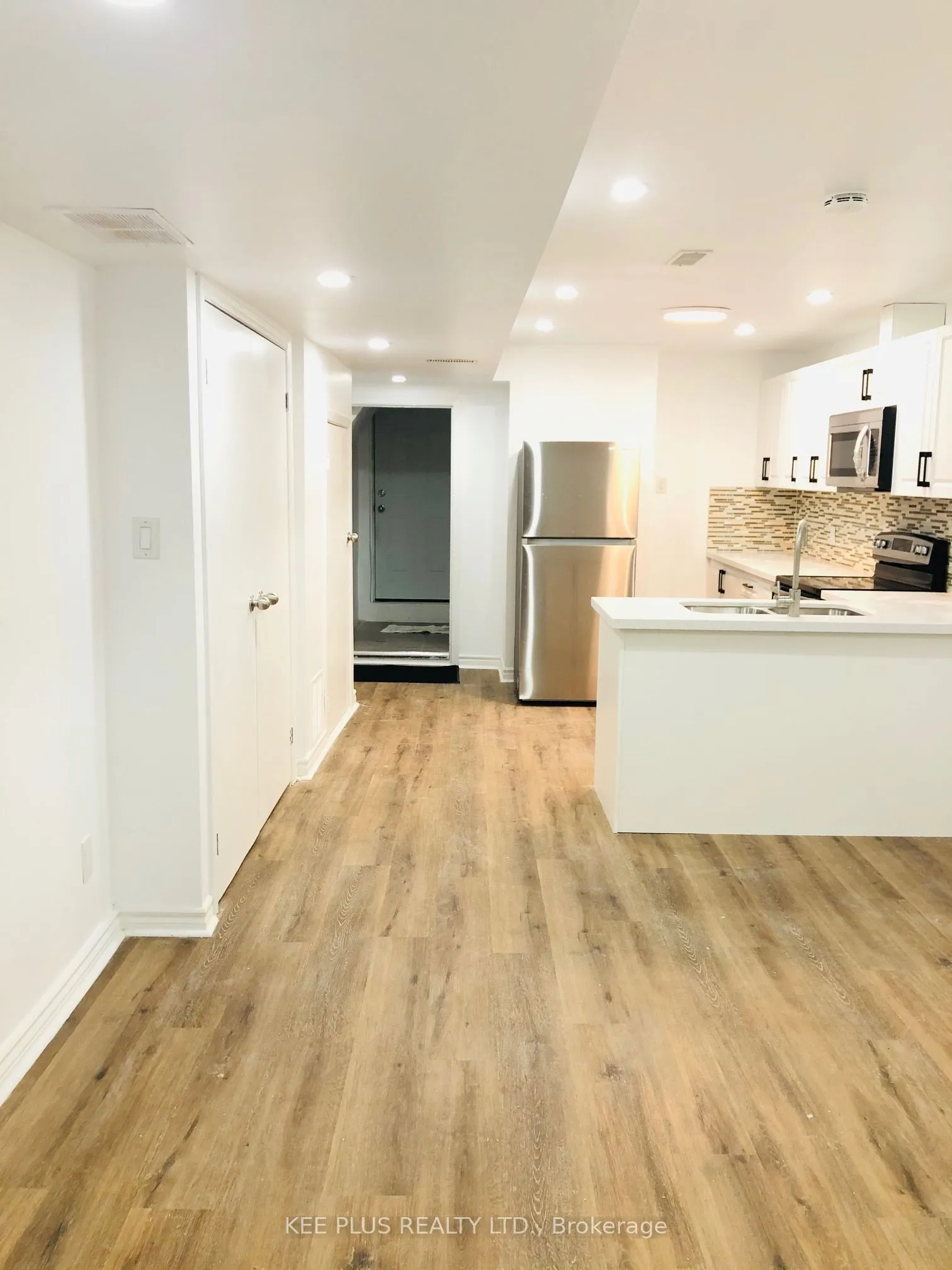 Semi-Detached Home For Lease | E13233866