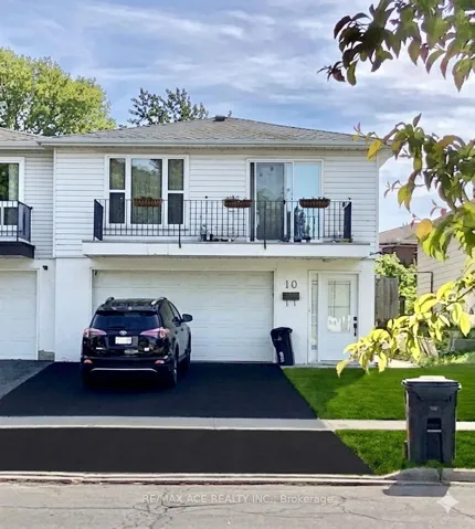 10 Parkdene Court, Toronto E05, ON M1W 2J3
