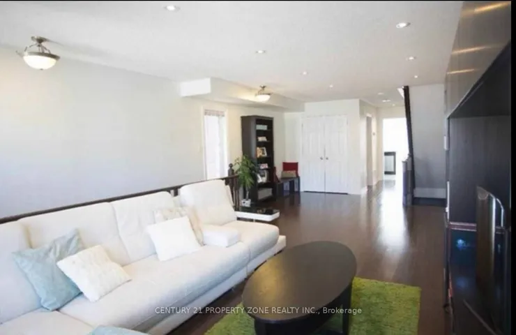 1041 Ellesmere Road N, Toronto E04, ON M1P 2X1