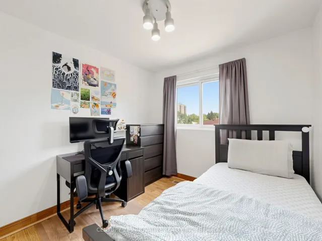 2020 Pharmacy Avenue 28, Toronto E05, ON M1T 1H8