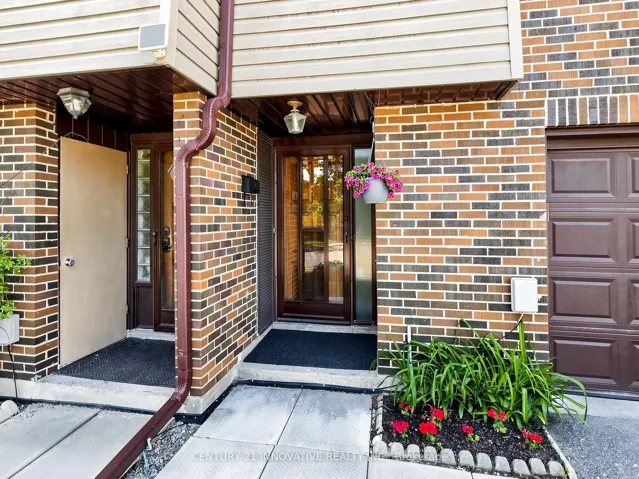 2020 Pharmacy Avenue 28, Toronto E05, ON M1T 1H8