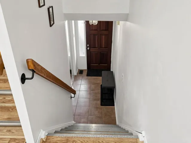 2020 Pharmacy Avenue 28, Toronto E05, ON M1T 1H8