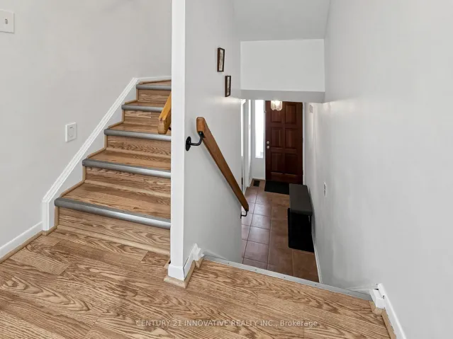 2020 Pharmacy Avenue 28, Toronto E05, ON M1T 1H8