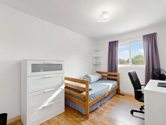 2020 Pharmacy Avenue 28, Toronto E05, ON M1T 1H8