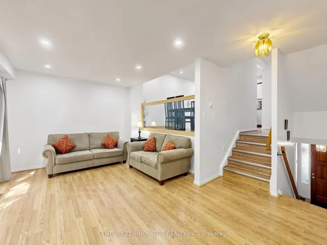2020 Pharmacy Avenue 28, Toronto E05, ON M1T 1H8