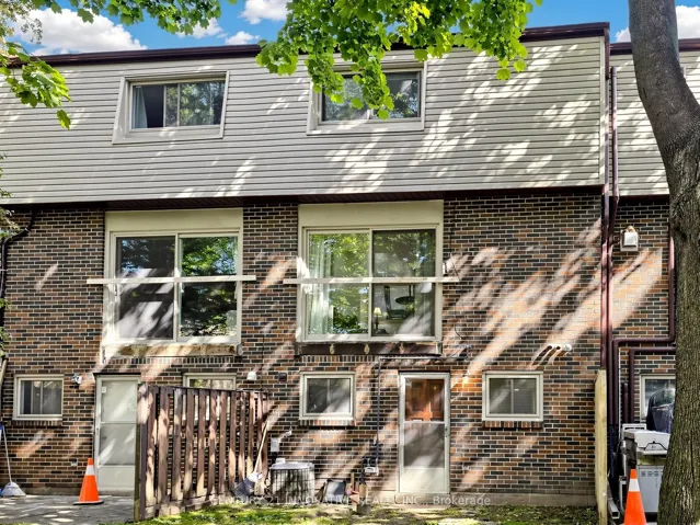 2020 Pharmacy Avenue 28, Toronto E05, ON M1T 1H8