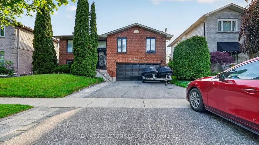 57 Foxhunt Trail, Clarington, ON L1E 1E4
