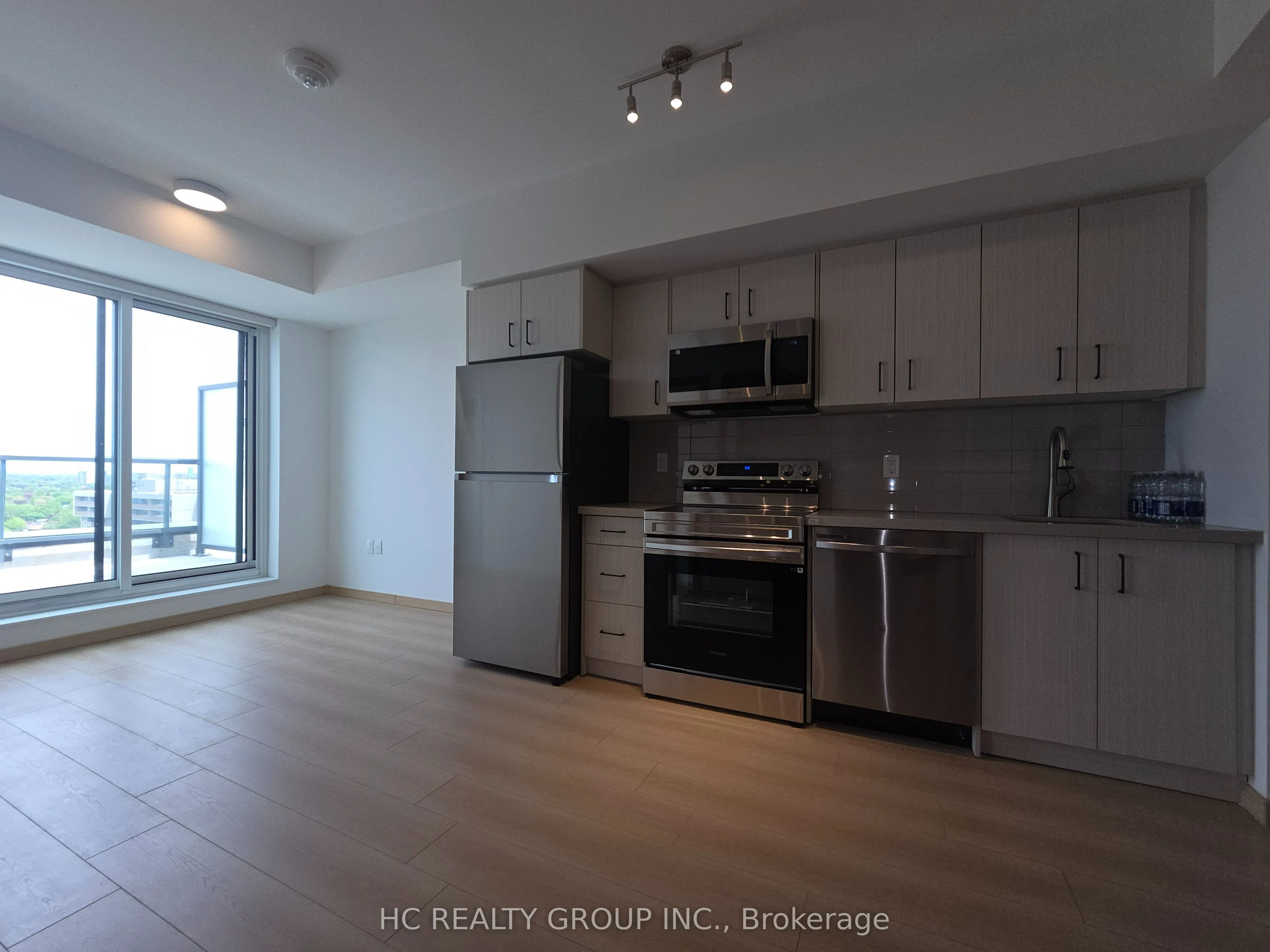 Property For Lease | E13245710
