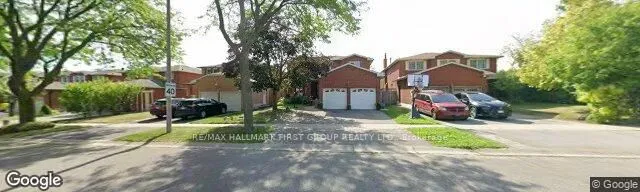 Detached Home For Lease | E13248230