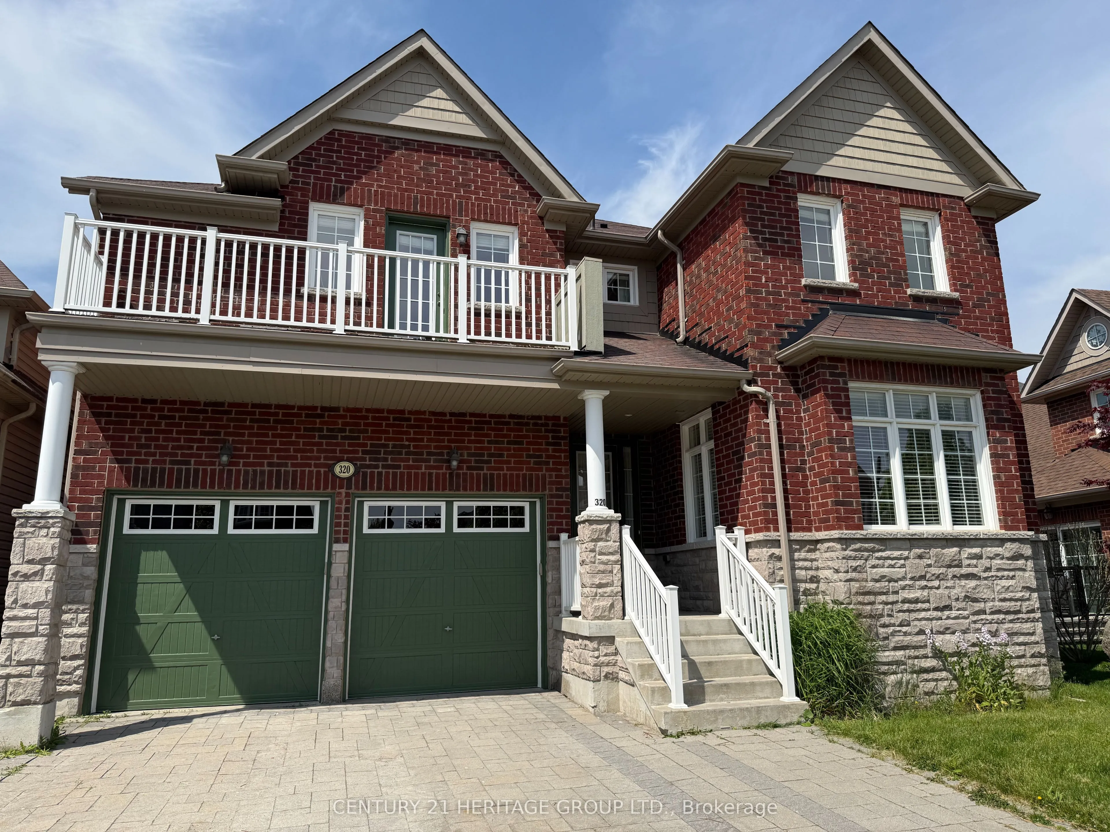Detached Home For Lease | E13248886