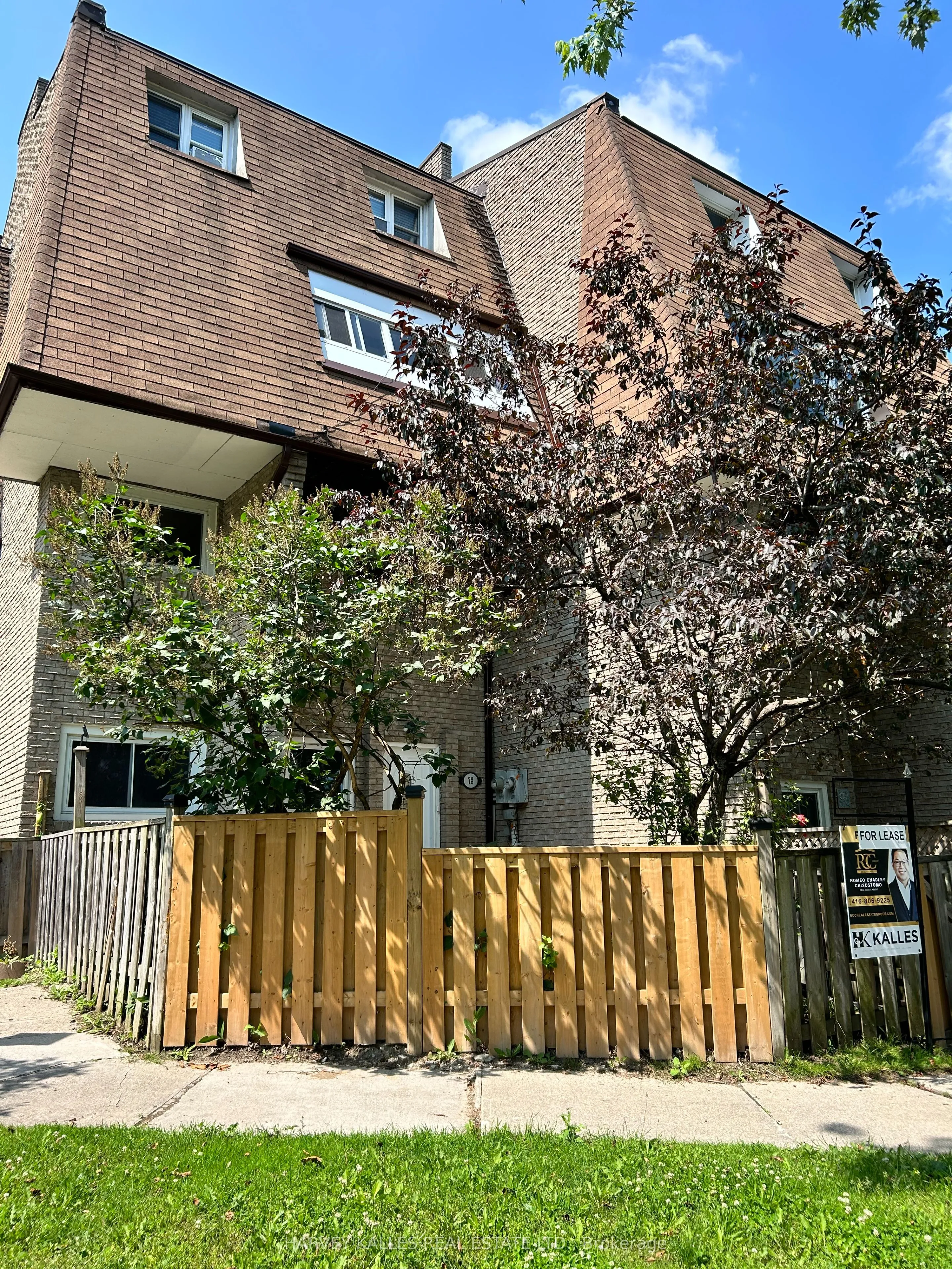 Property For Lease | E13250332