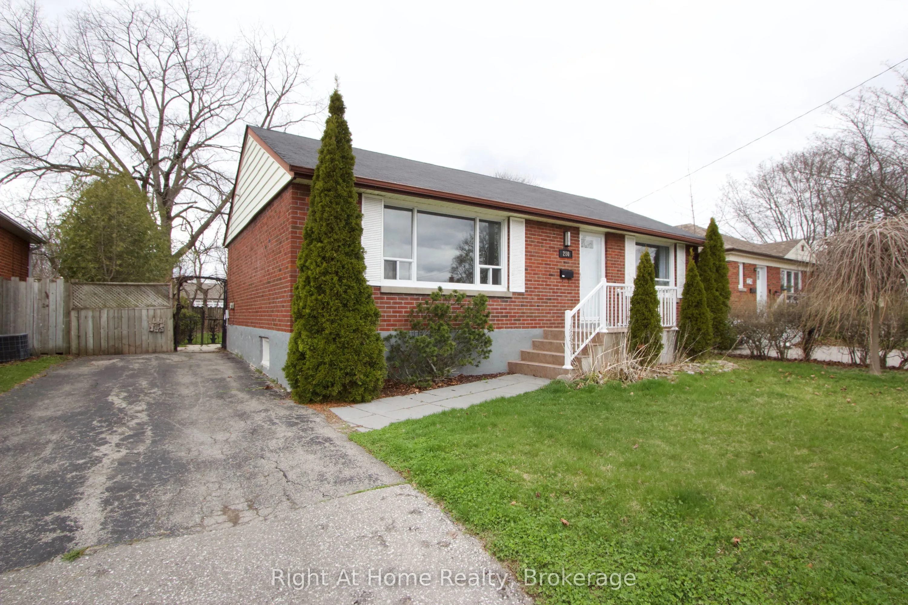 Detached Home For Sale | E13251528