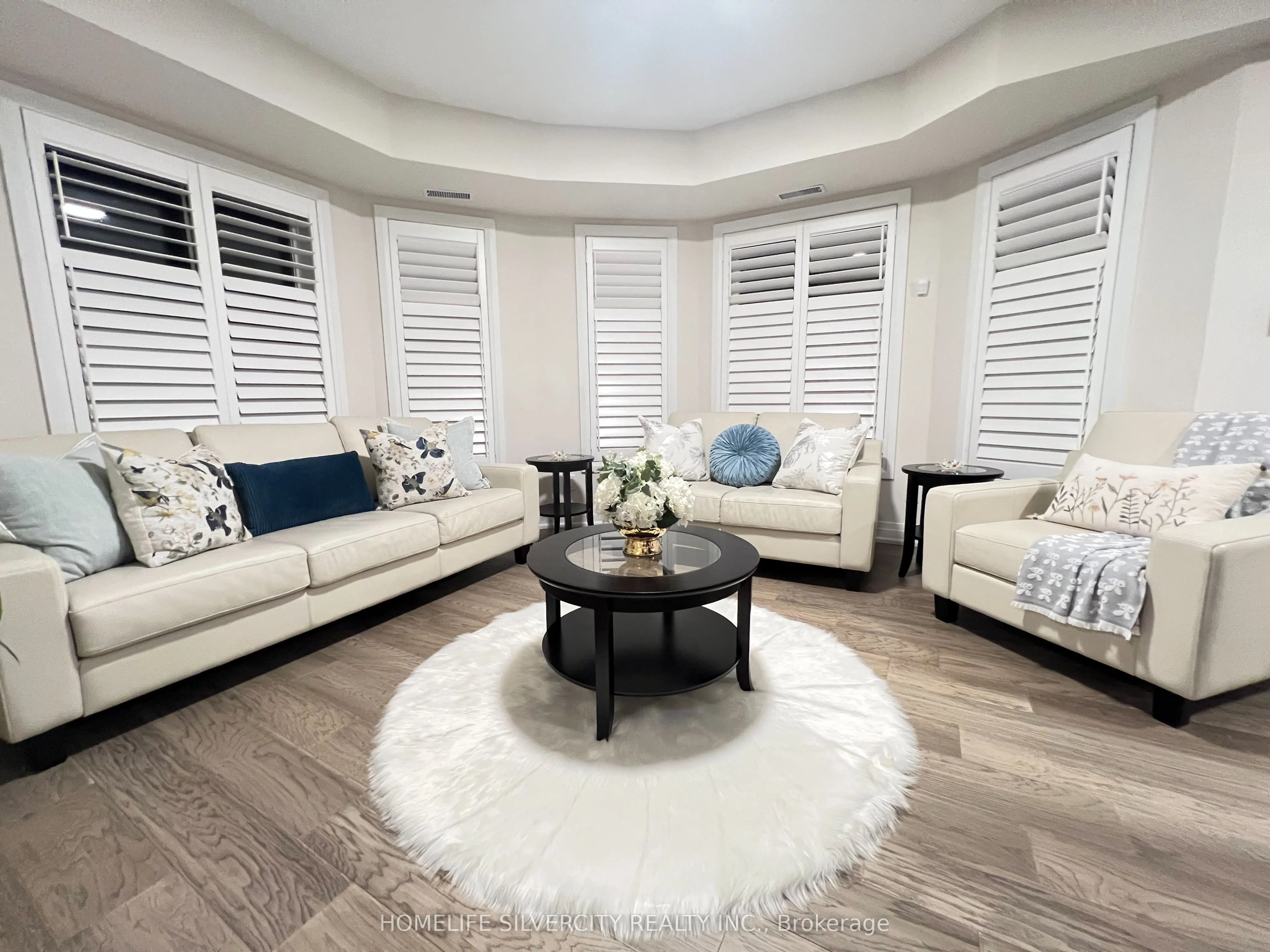 Property For Sale | E13281704