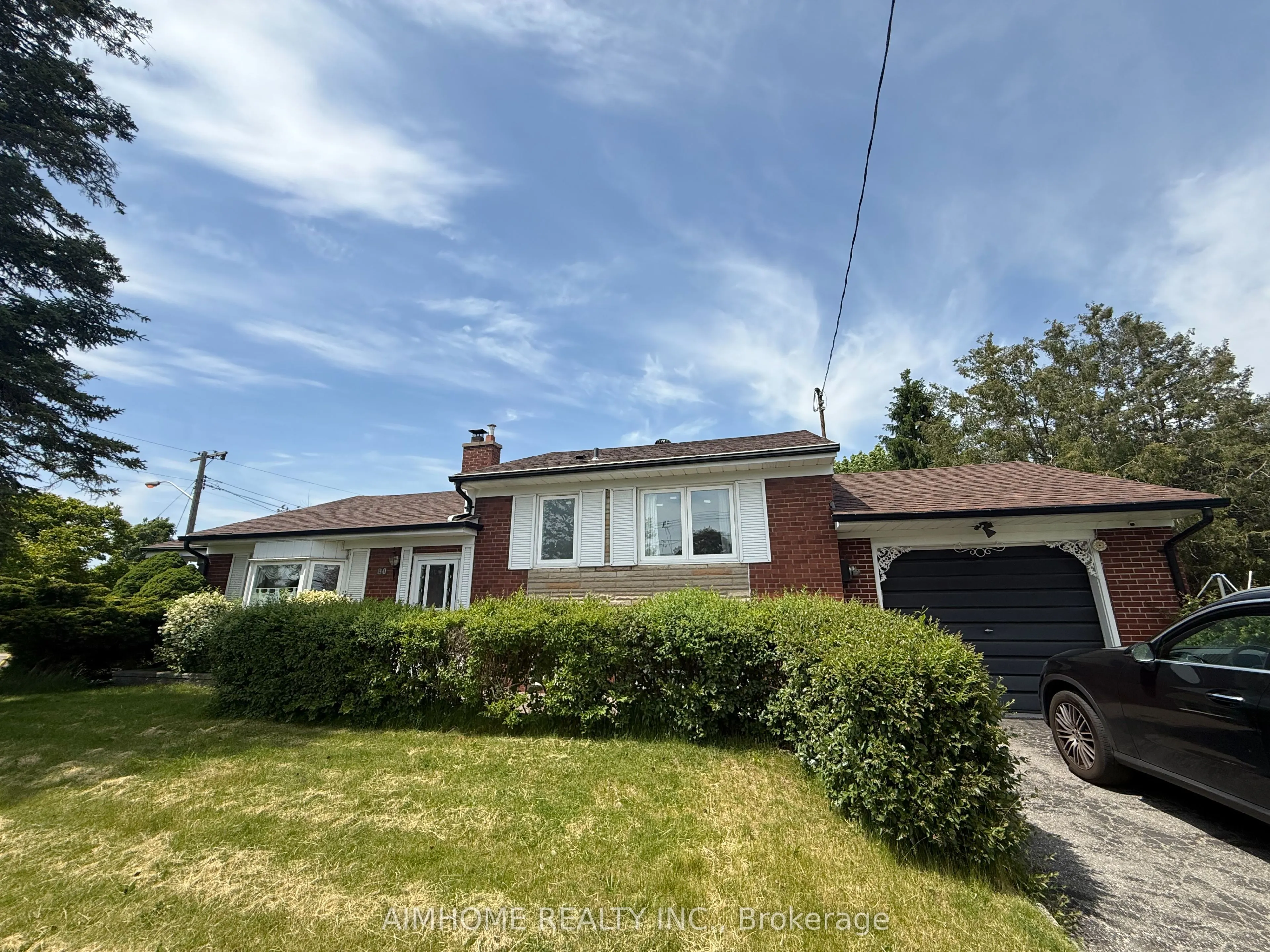 Detached Home For Lease | E13286912