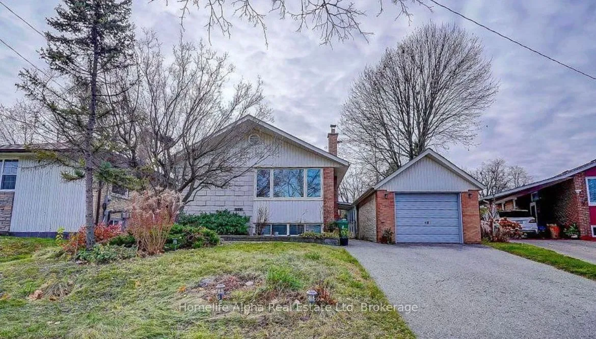 Detached Home For Lease | E13423088