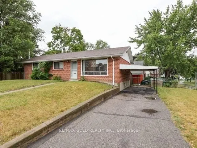 Detached Home For Lease | E13444788