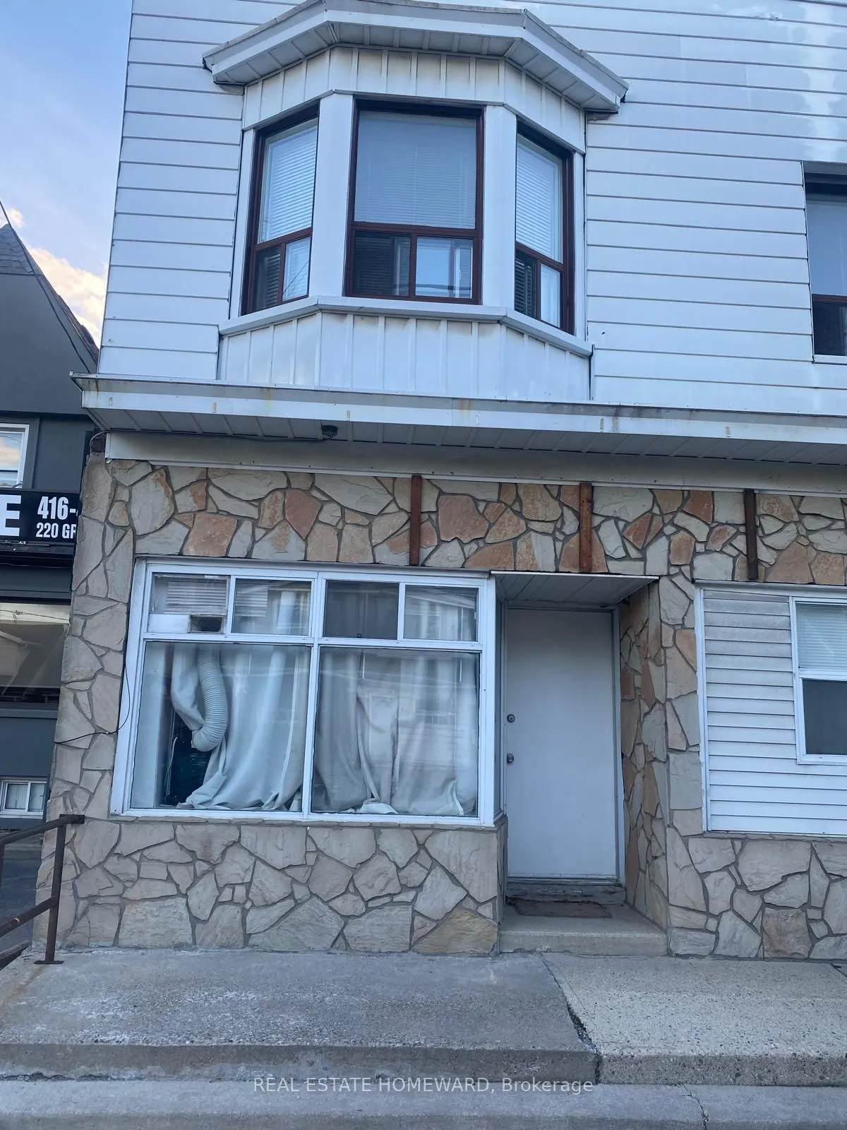 Property For Lease | E13454002