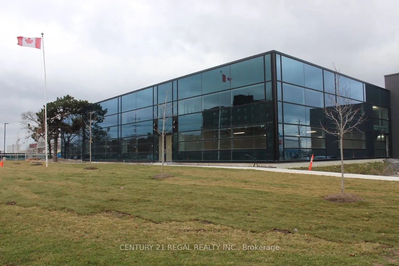 Industrial Property For Lease | E13459082