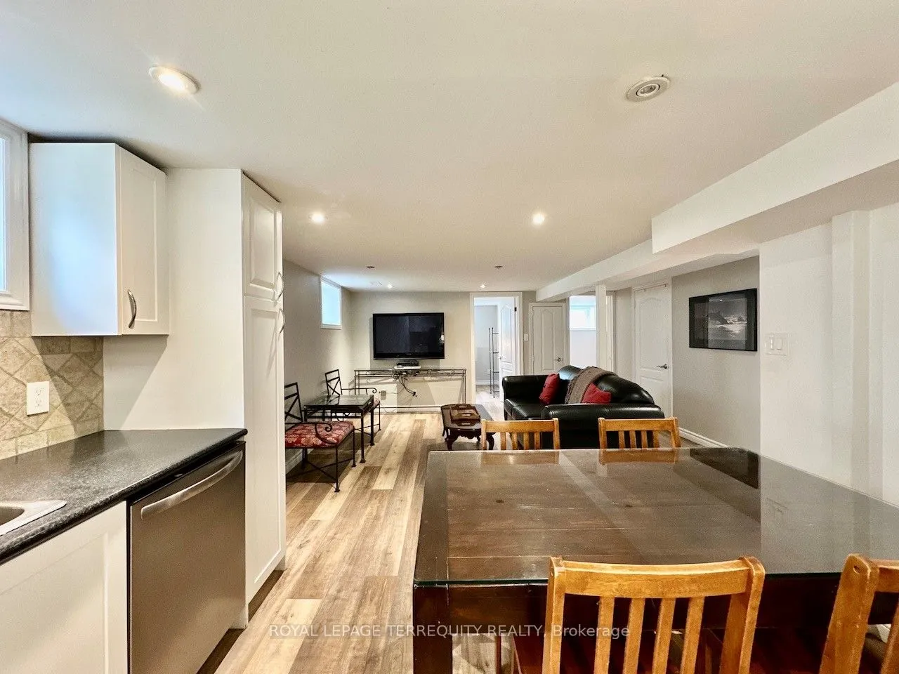 Detached Home For Lease | E13460932
