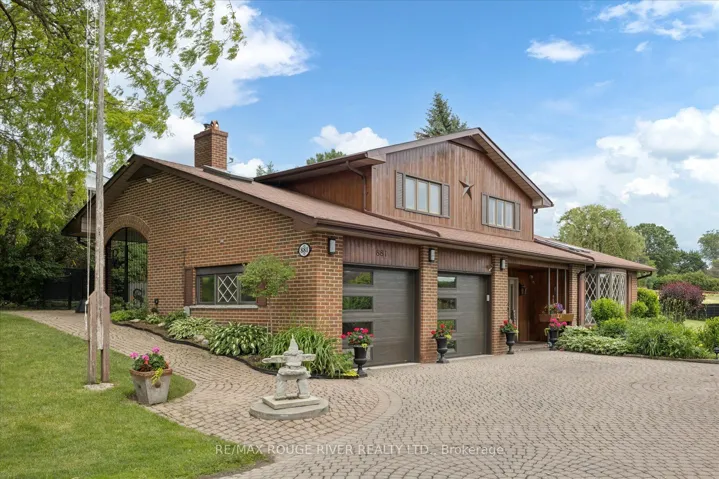 Coveted Maxwell Village 100 x 150 ft lot