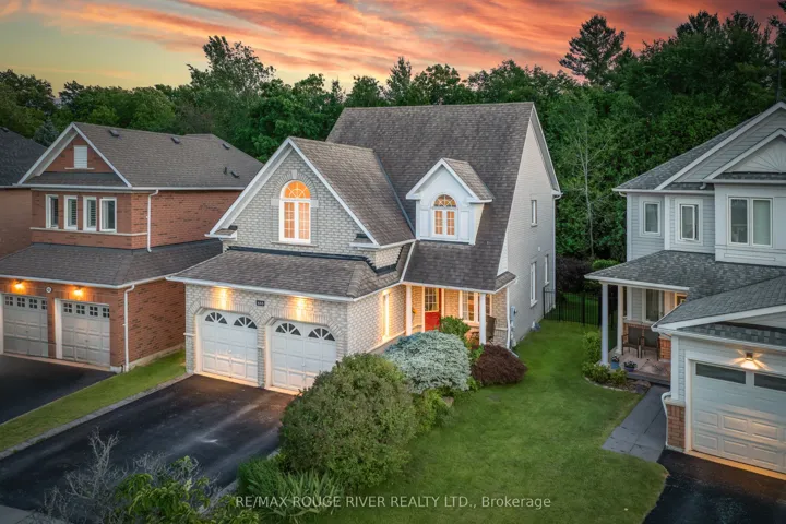 433 Woodsmere Cres