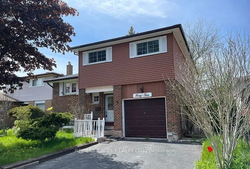 Detached Home For Lease | E13474612