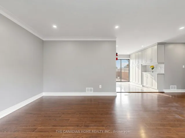 470 Cromwell Avenue, Oshawa, ON L1J 4V2