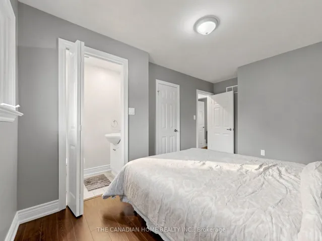 470 Cromwell Avenue, Oshawa, ON L1J 4V2
