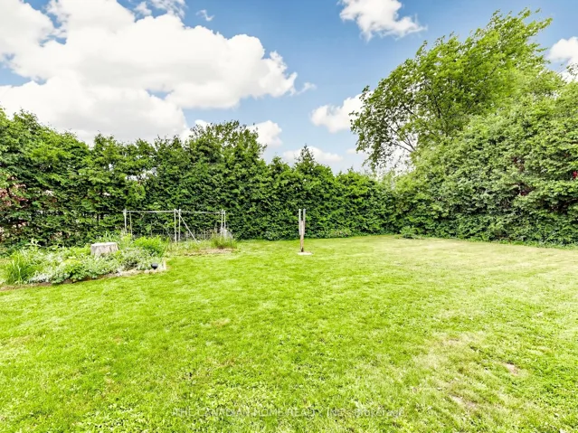 470 Cromwell Avenue, Oshawa, ON L1J 4V2