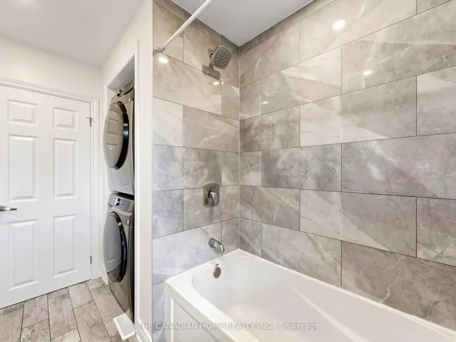 470 Cromwell Avenue, Oshawa, ON L1J 4V2