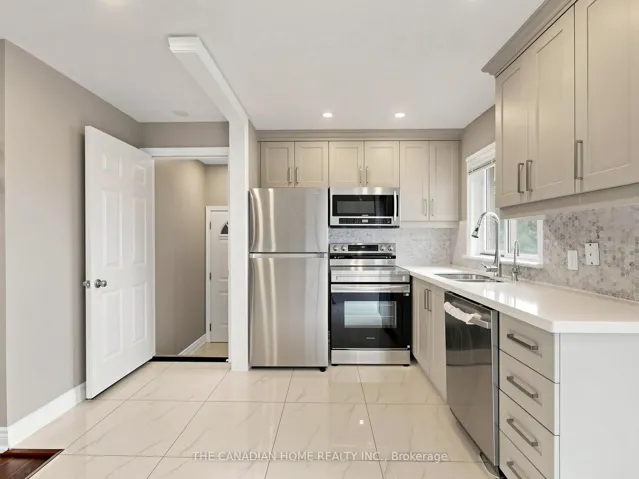 470 Cromwell Avenue, Oshawa, ON L1J 4V2