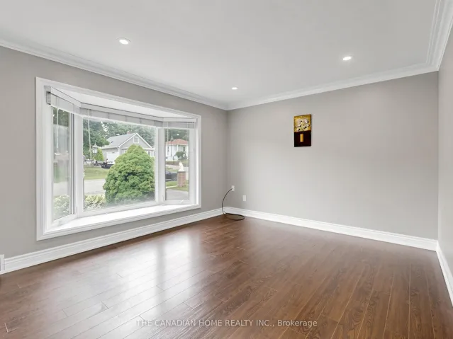 470 Cromwell Avenue, Oshawa, ON L1J 4V2