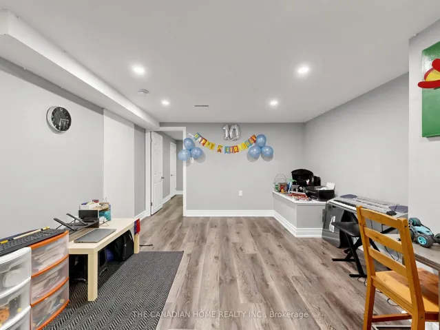 470 Cromwell Avenue, Oshawa, ON L1J 4V2
