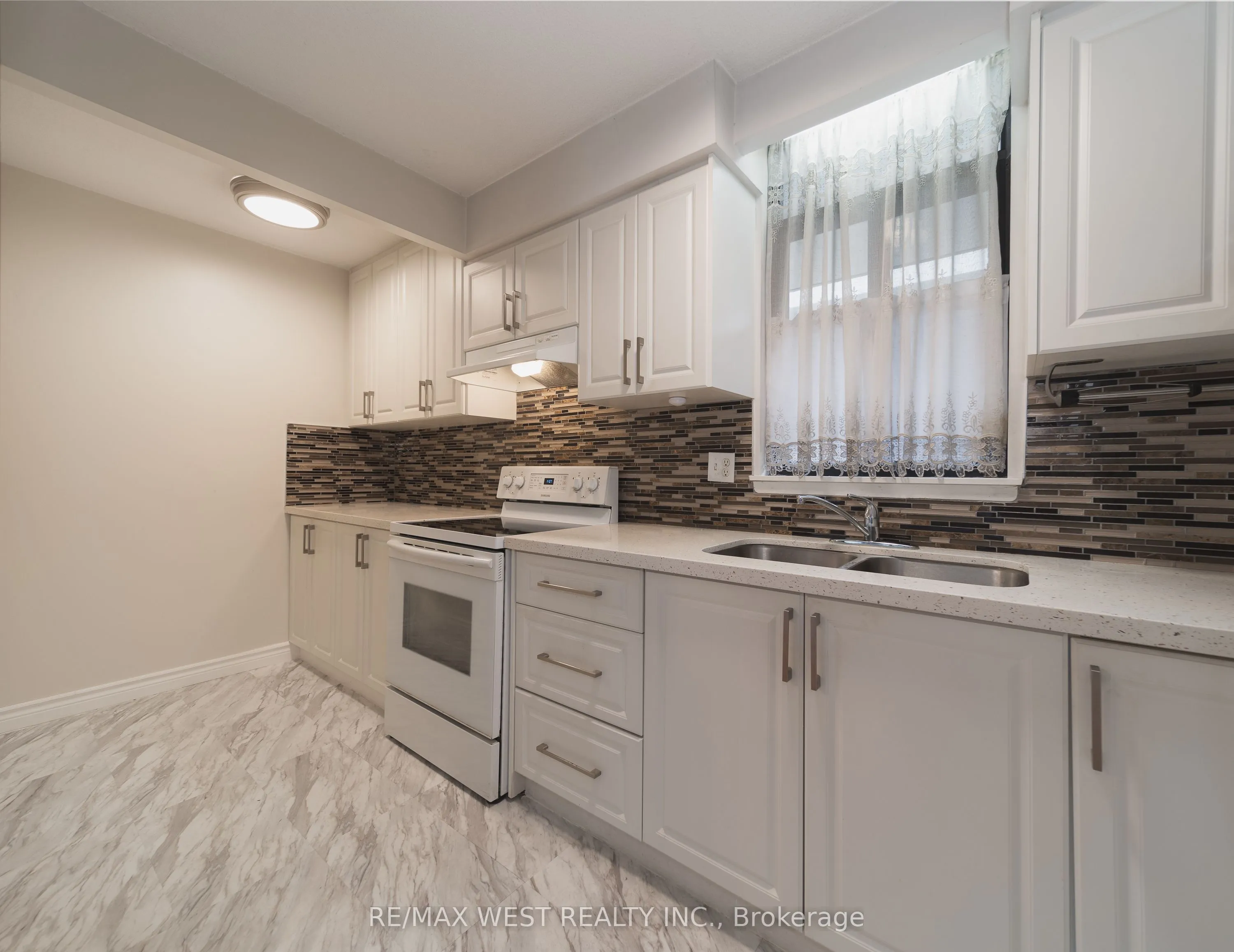 Property For Sale | E13479136