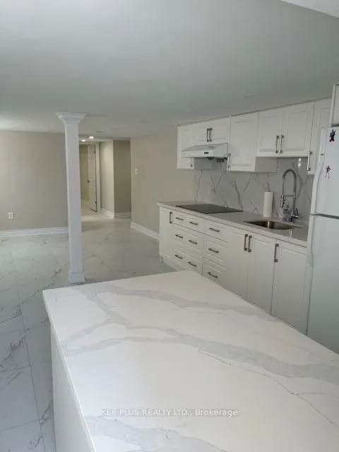 Detached Home For Lease | E13481300
