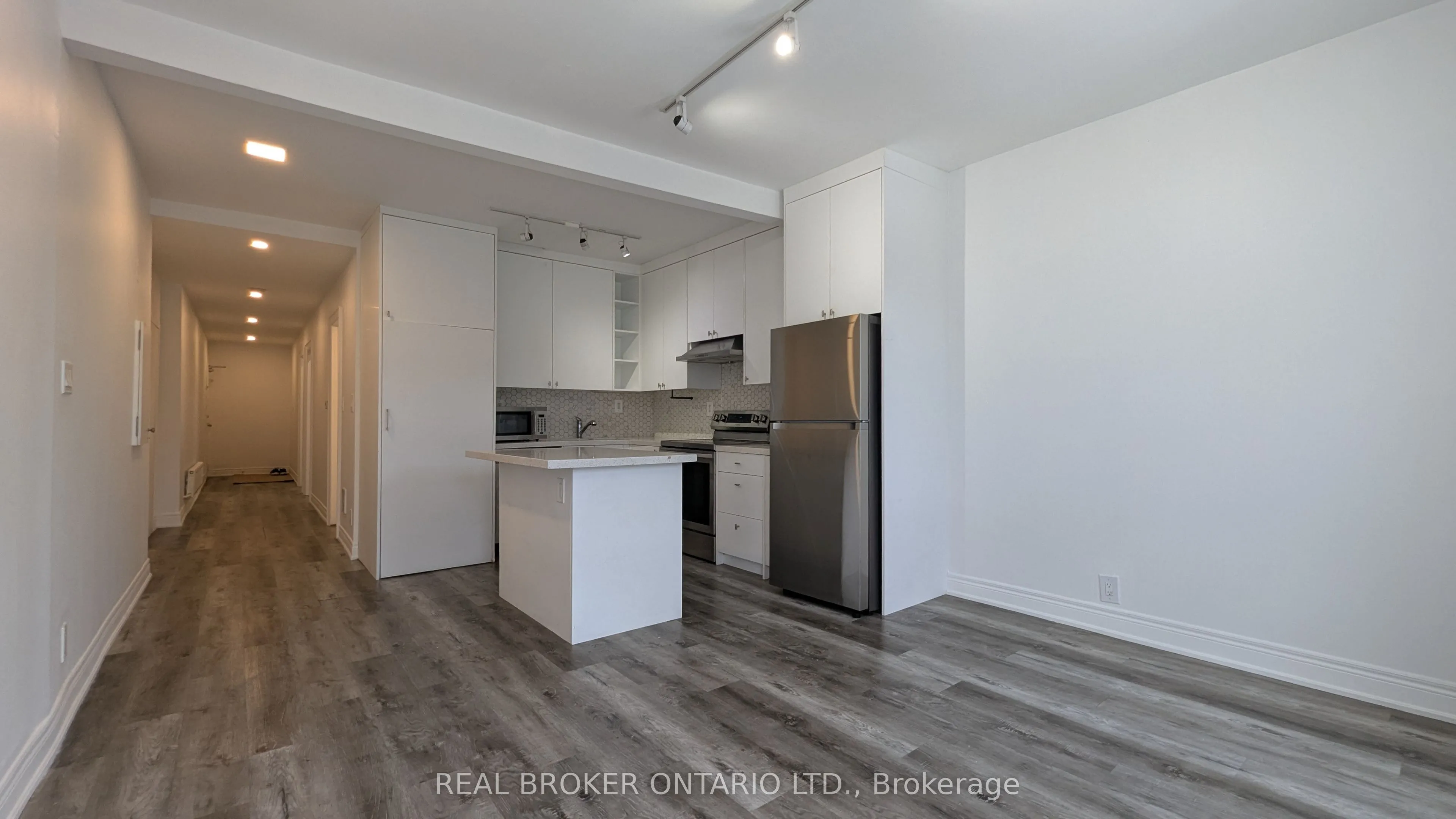 Cottage For Lease | E13504220