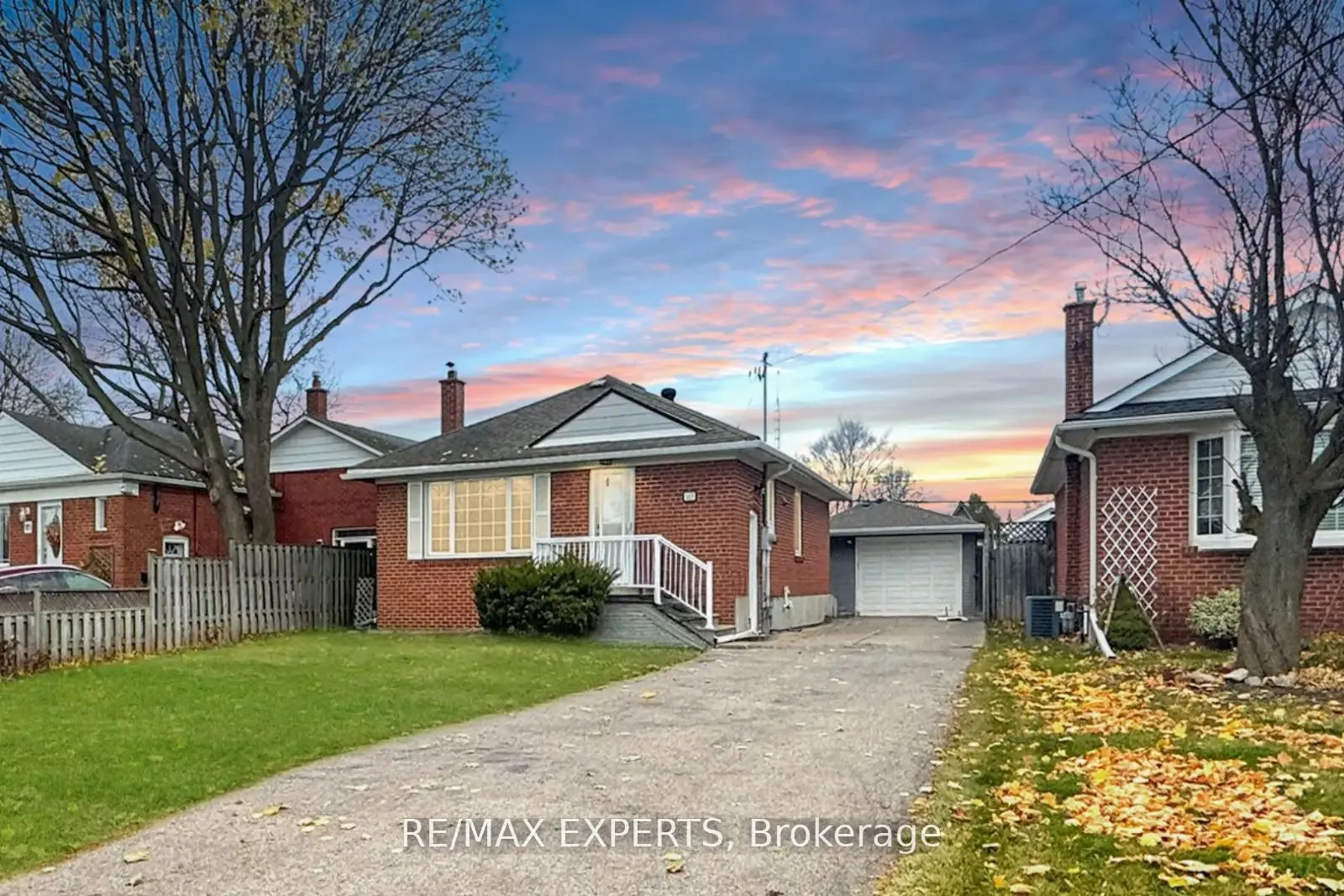 Detached Home For Lease | E13507350