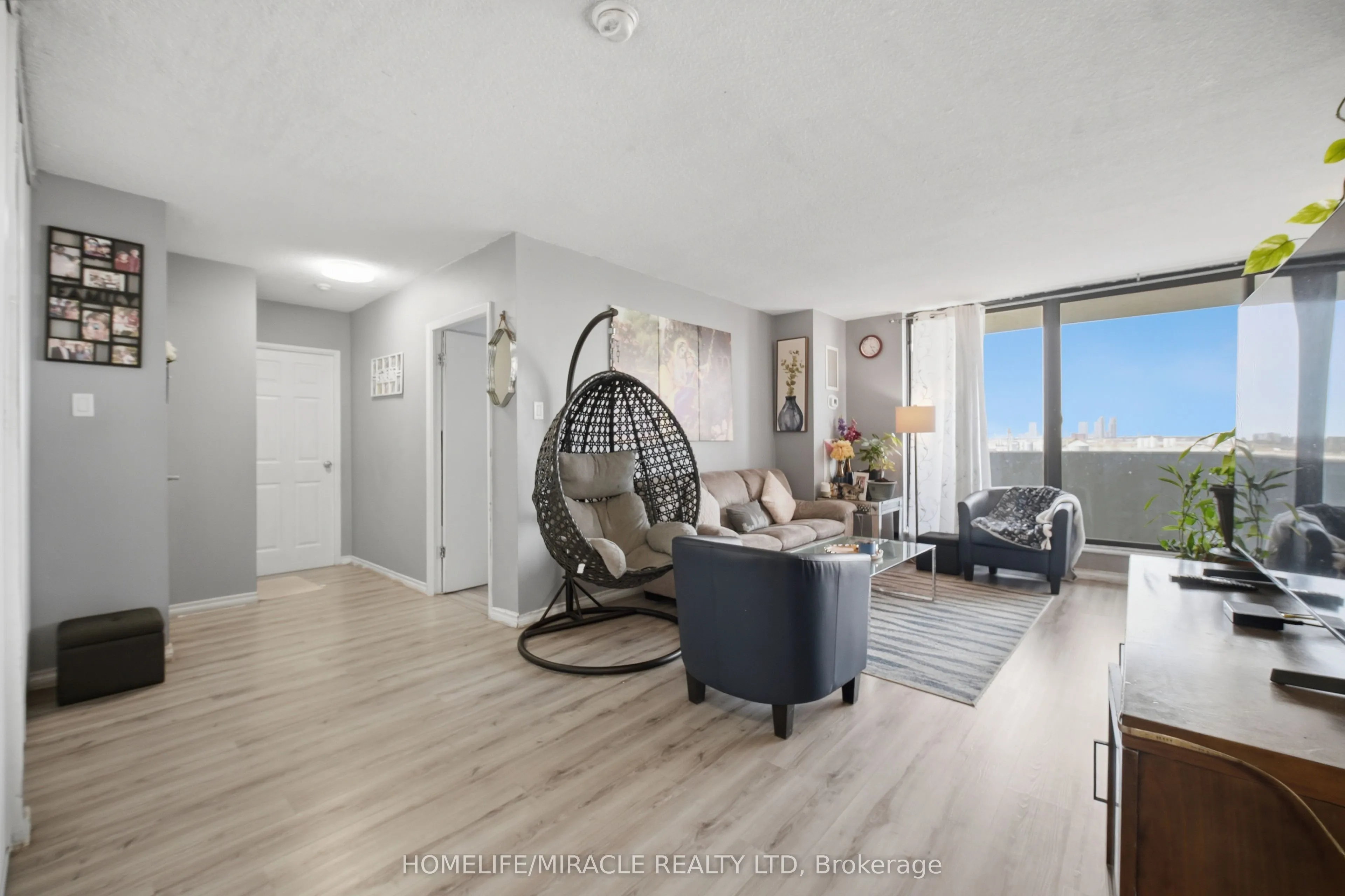 Property For Sale | E13511808