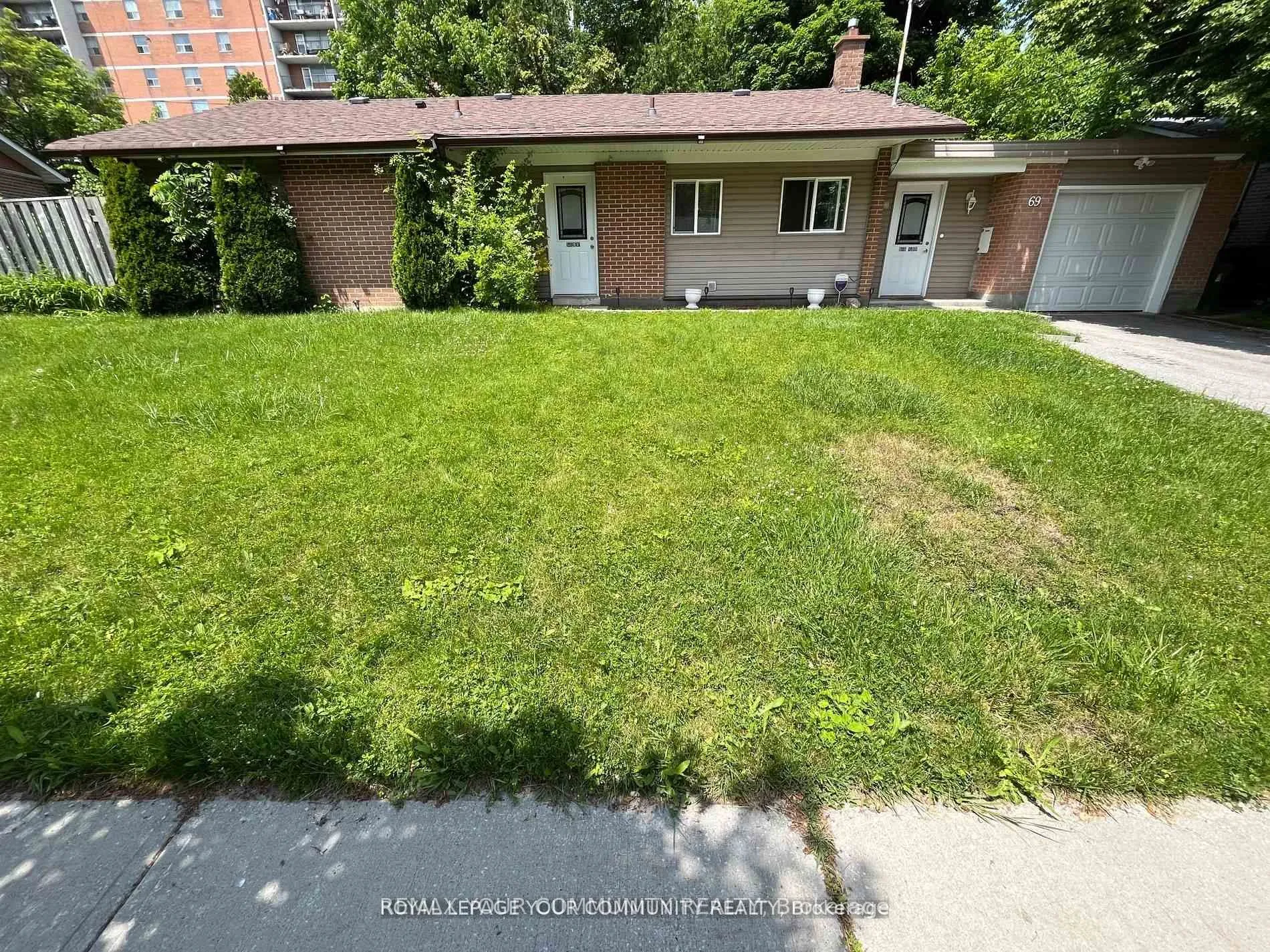 Detached Home For Lease | E13518826