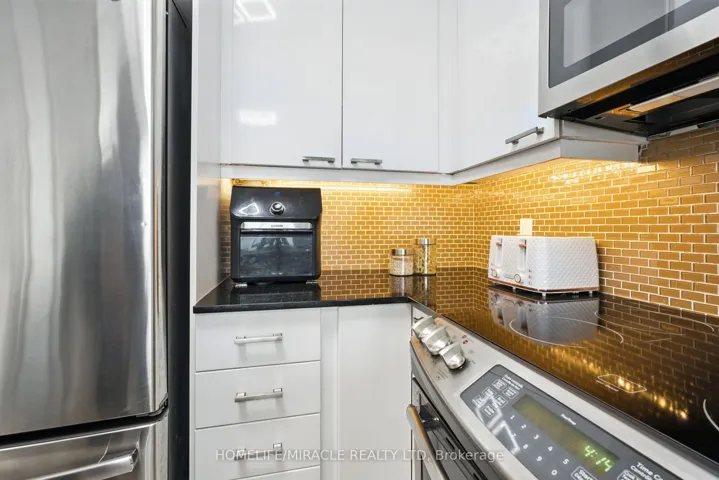 1328 Birchmount Road 607, Toronto E04, ON M1R 0B6