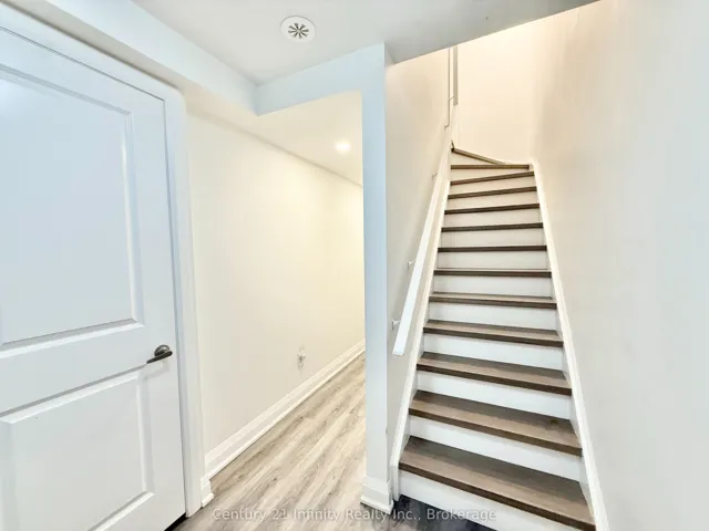 36 Elkington Crescent 2, Whitby, ON L1P 0L7