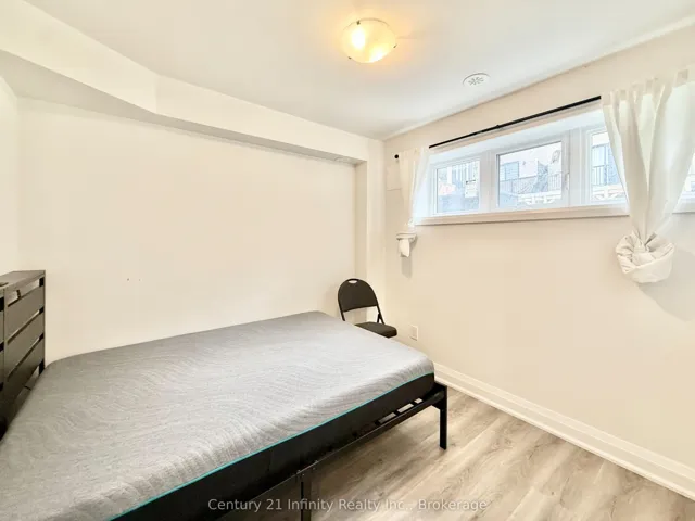 36 Elkington Crescent 2, Whitby, ON L1P 0L7