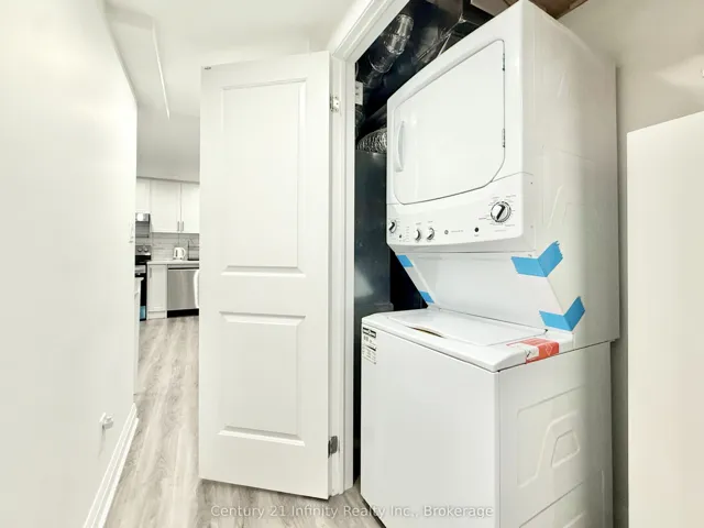 36 Elkington Crescent 2, Whitby, ON L1P 0L7