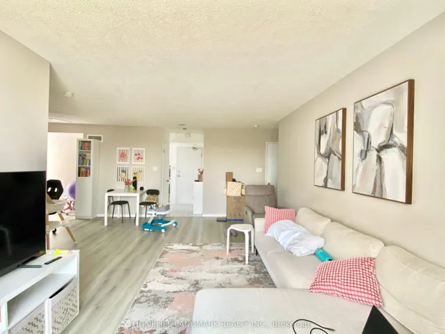 1470 Midland Avenue 1802, Toronto E04, ON M1P 4Z4