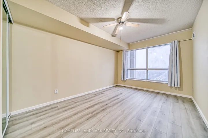1470 Midland Avenue 1802, Toronto E04, ON M1P 4Z4