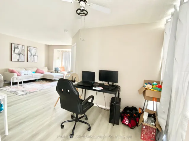 1470 Midland Avenue 1802, Toronto E04, ON M1P 4Z4