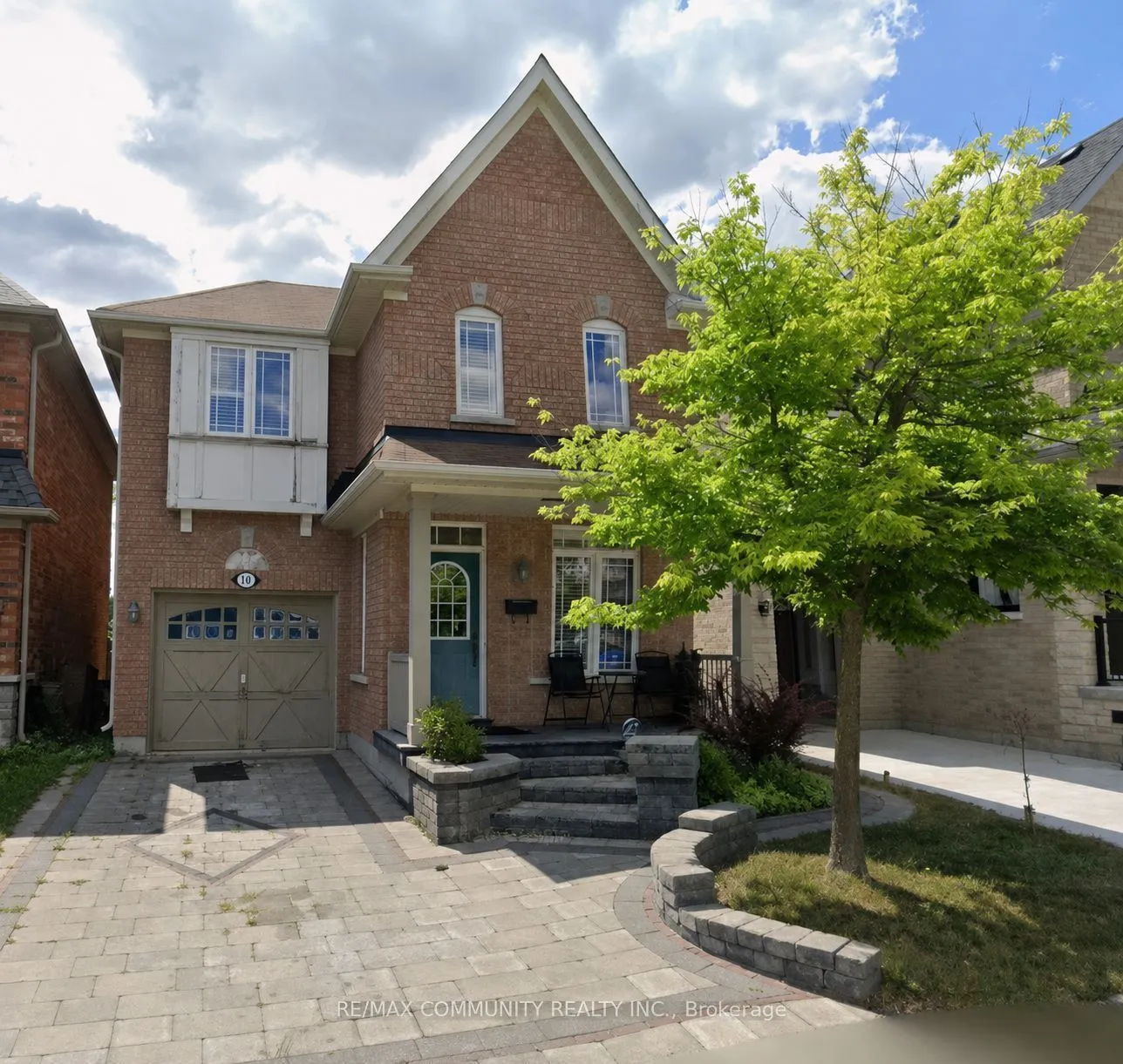 Detached Home For Lease | E13544150