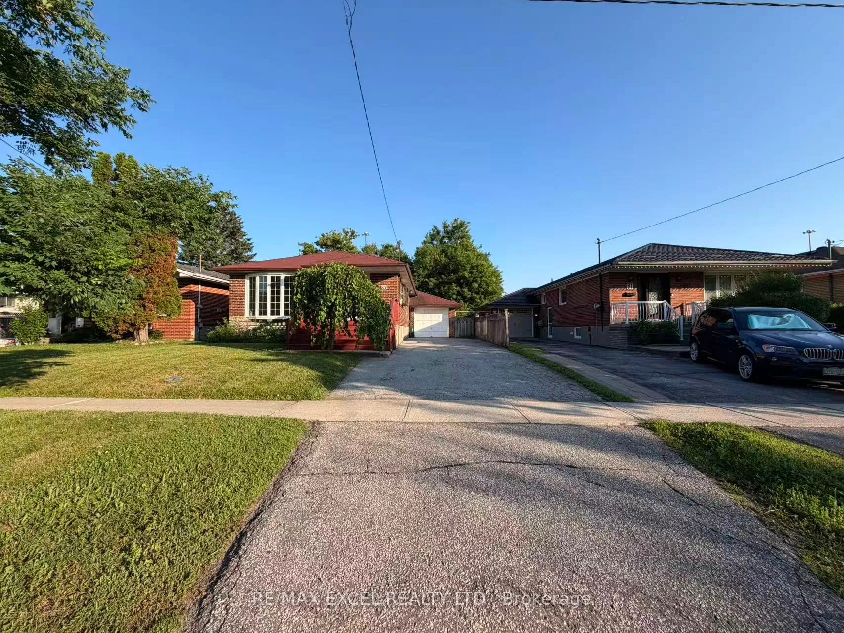 Detached Home For Lease | E13553898